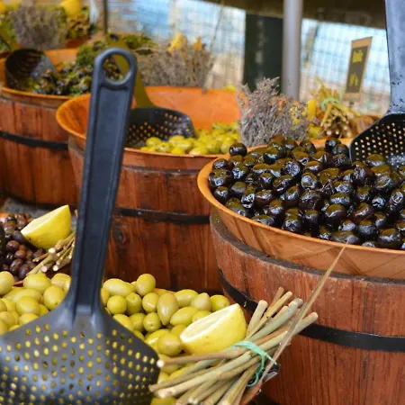 Calme, 4 Couchages, Proche Et Commerces, Terrasse Exposee Sud, Parking Privatif - Fr-1-251-508