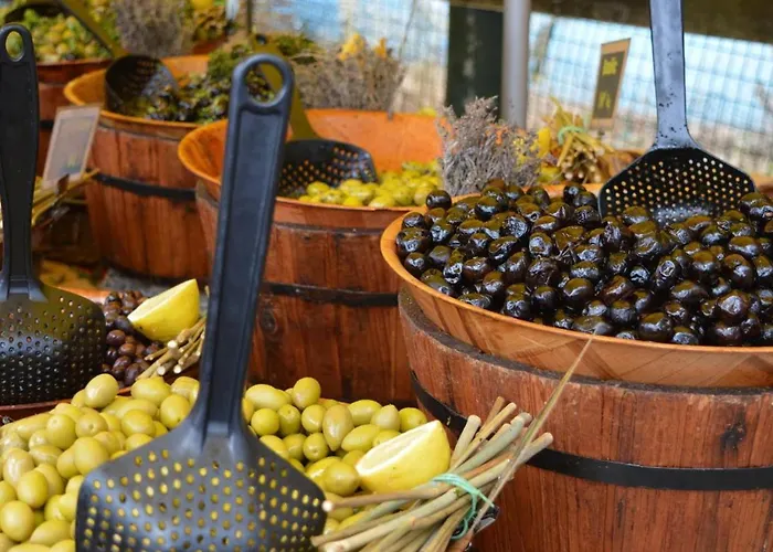 Calme, 4 Couchages, Proche Et Commerces, Terrasse Exposee Sud, Parking Privatif - Fr-1-251-508